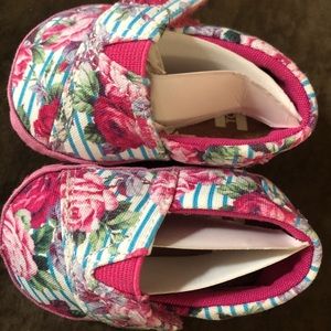 Toms Baby Crib Alparagatas Floral